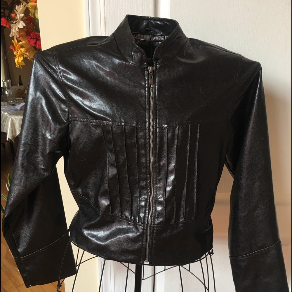 Faux Leather Jacket 🖤🤍🖤